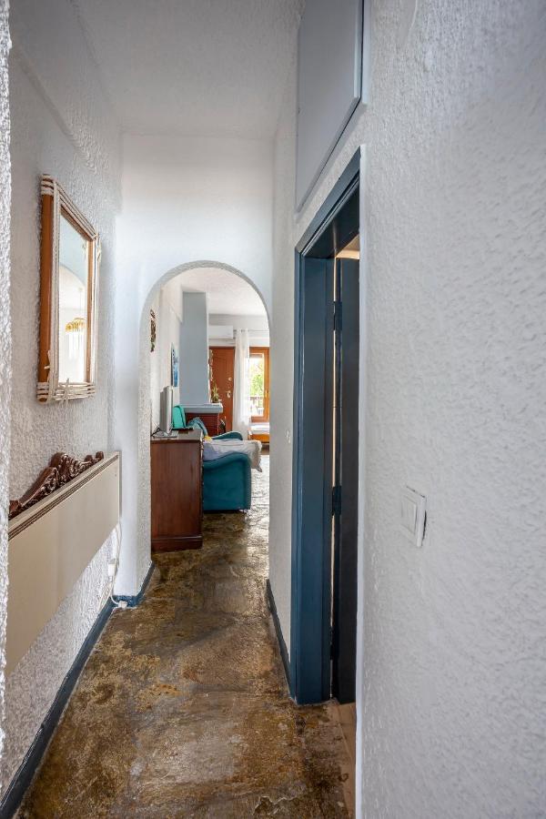 פפקוהורי Rafaella Sea View Apartments 2 מראה חיצוני תמונה
